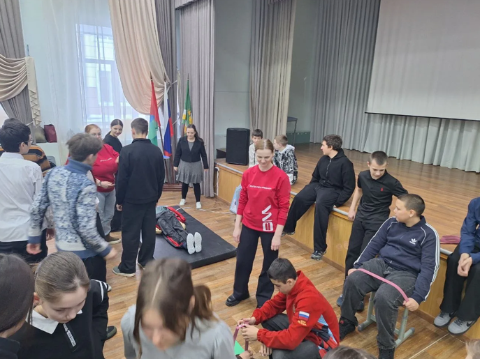Как школьники осваивают искусство первой помощи
