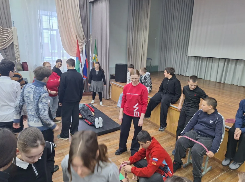 Завершение курса по первой помощи для учеников 11 класса